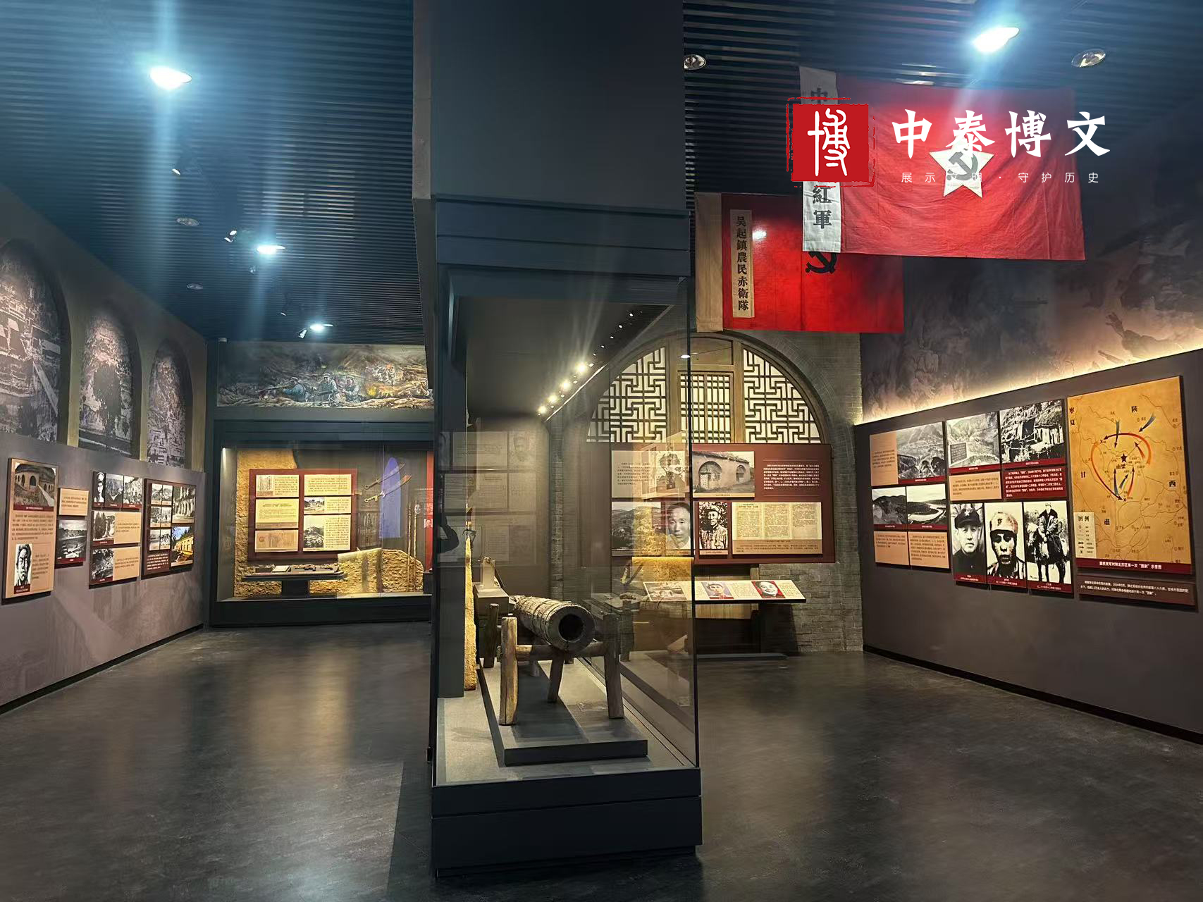 陕西智能博物馆展柜，陕西科技馆低反射玻璃展柜，陕西大学校史馆展柜都有什么区别和作用？